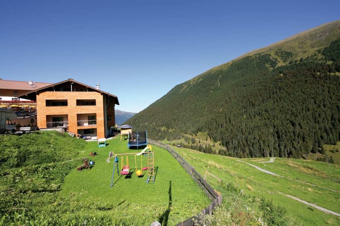 Außenansicht Alpengasthof Pension Praxmar
