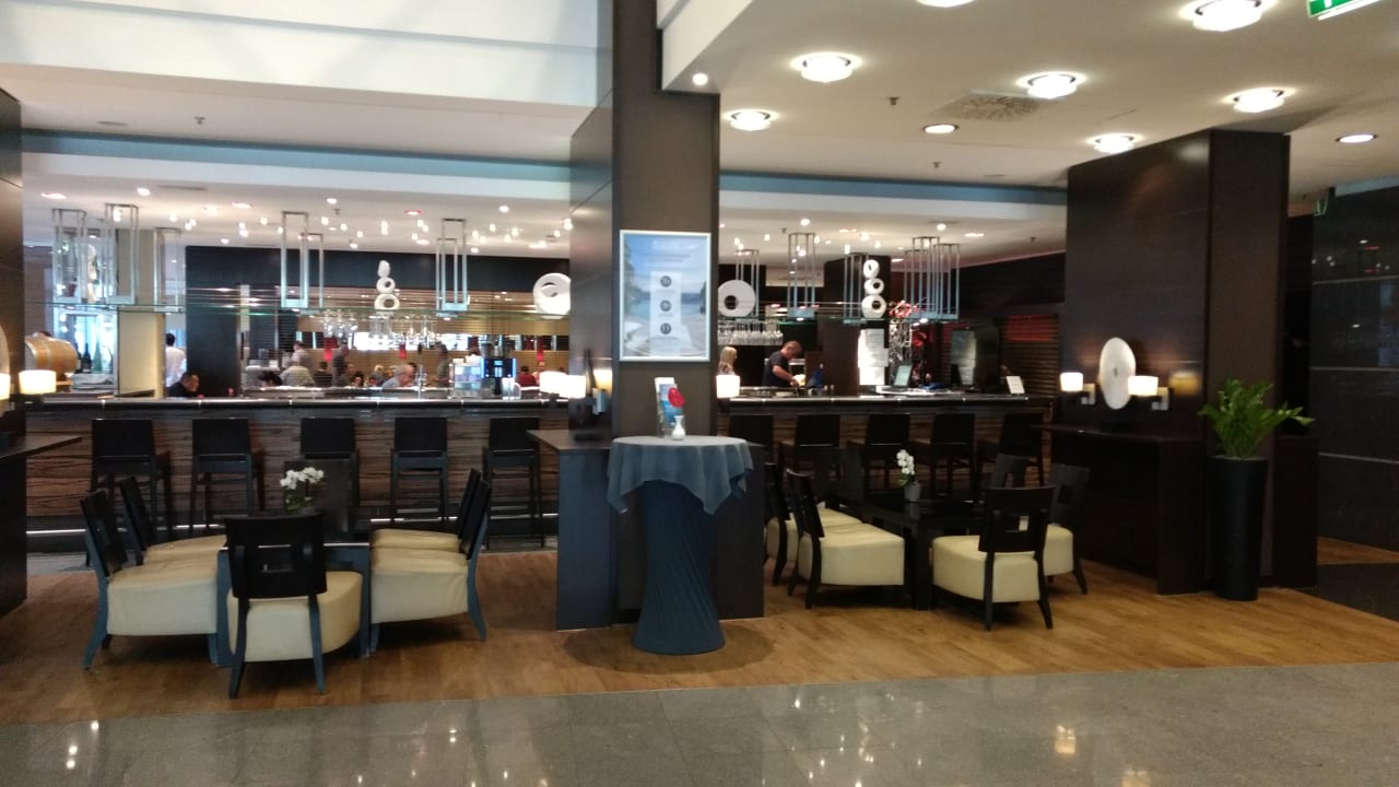 Restaurant NH Danube City