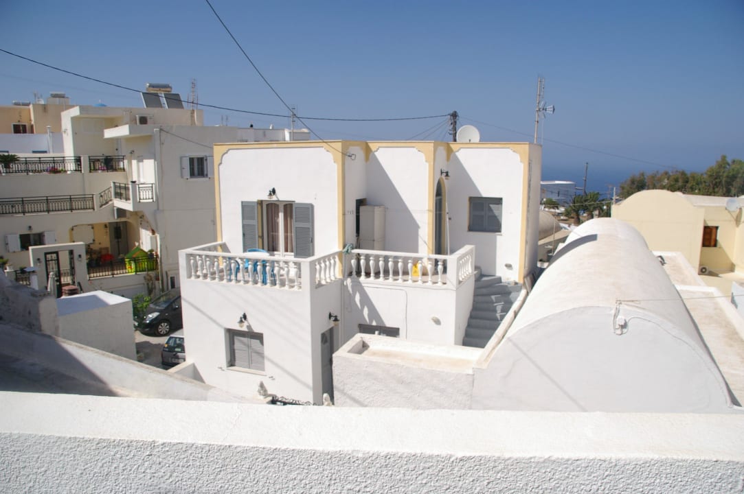 Unser Zimmer: von außen nicht pink! Senses Suites