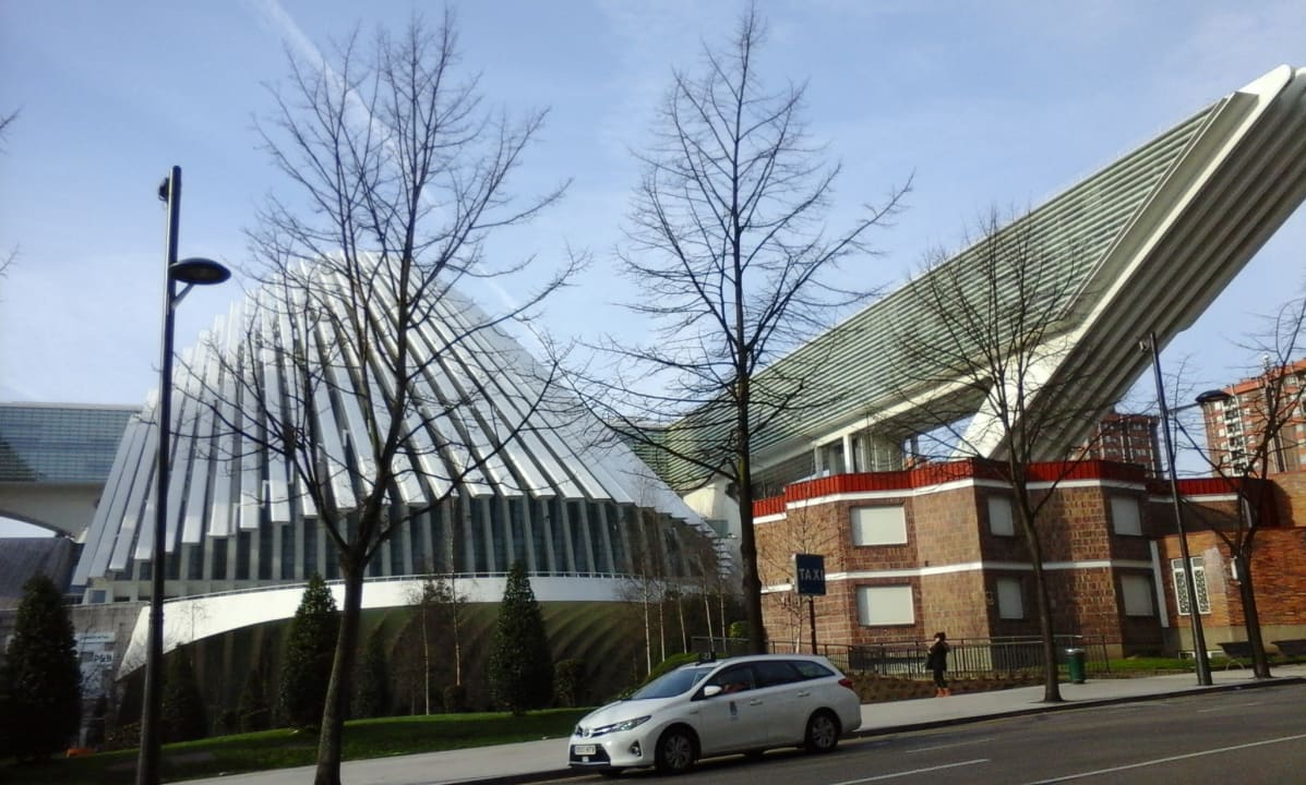 Außenansicht Eurostars Palacio de Cristal