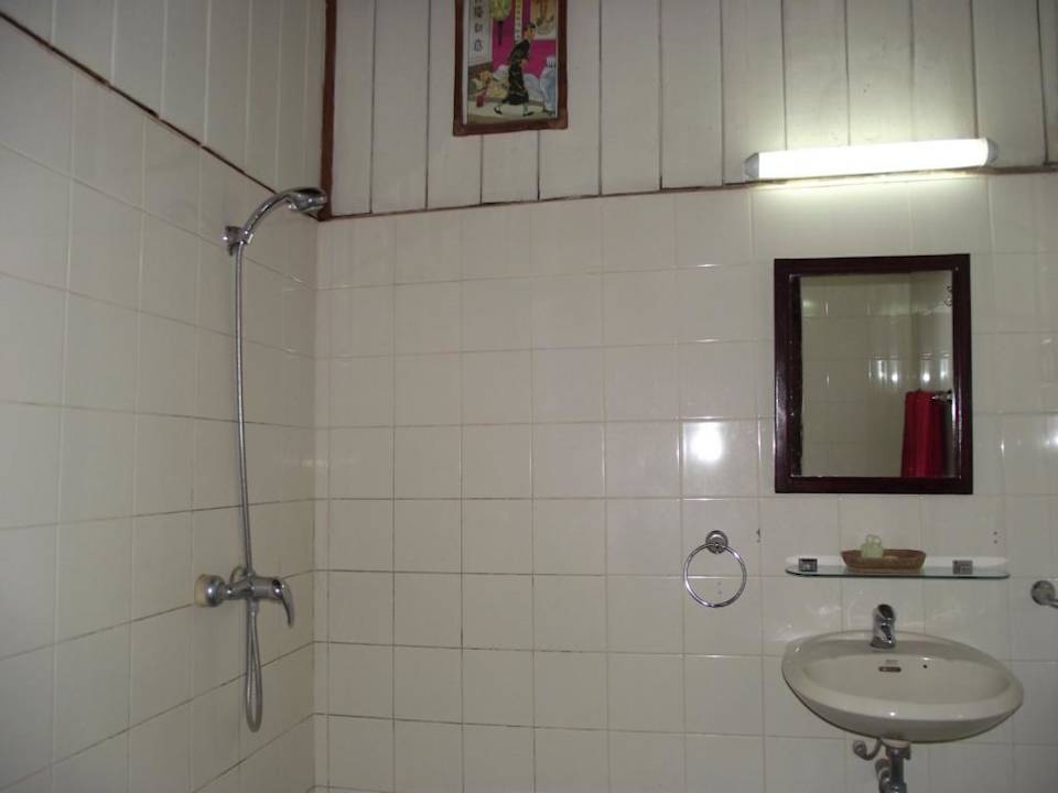 Bad mit freier Dusche Hotel Terres Rouges Lodge