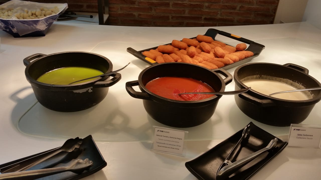 Abendessen - Kroketten mit Soßen THB Felip - Adults only