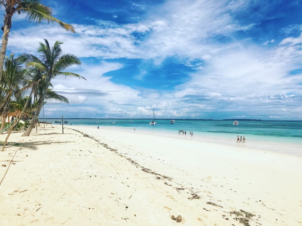 Der Strand bei Ebbe Hotel Riu Palace Zanzibar