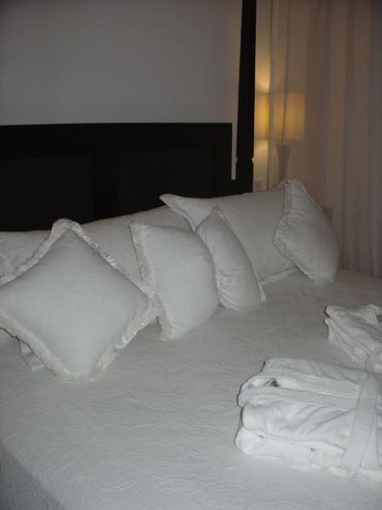 Honeymoon Suite Ocean Blue & Sand