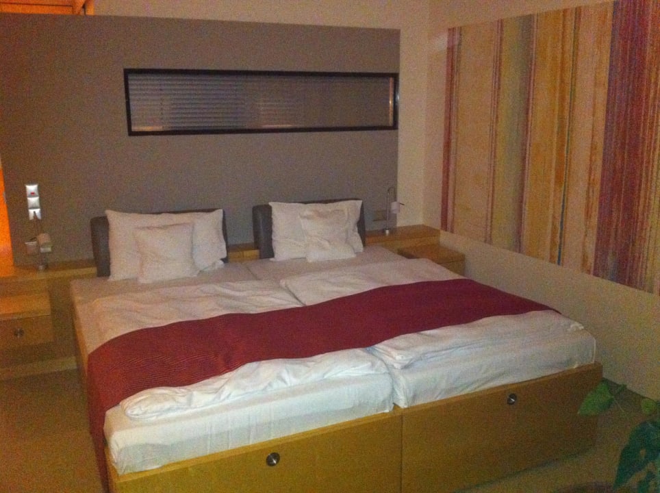 Schalfzimmer - Doppelbett  A-ROSA Travemünde