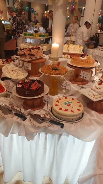 Gastro Constantinou Bros Athena Beach Hotel