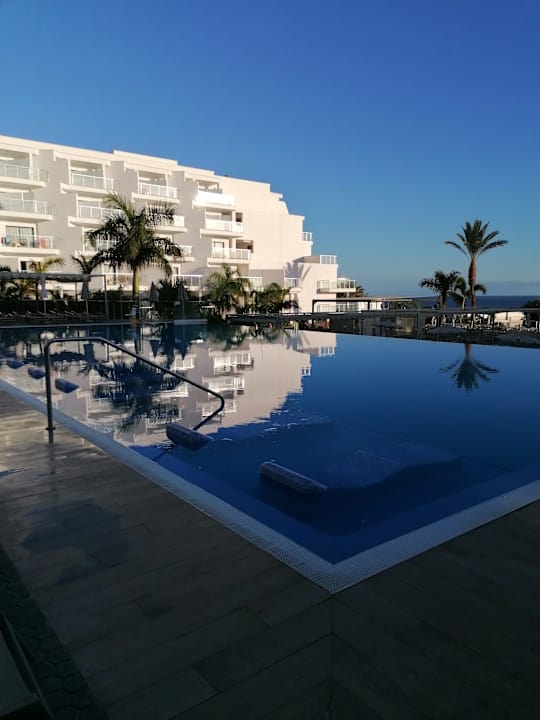 Pool Hotel Riu Buenavista