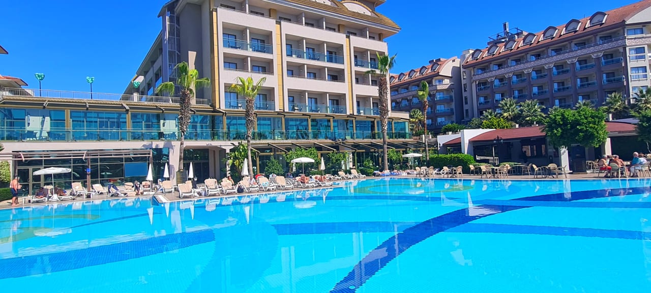 Pool Aydinbey Kings Palace & Spa