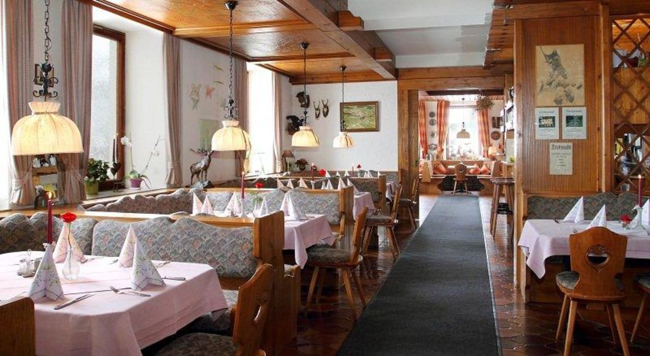 Gaststube Gasthof zum Hirsch