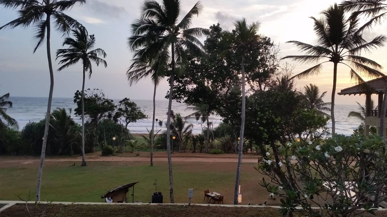 Blick aus dem Balkon. Zimmer 317 Heritance Ahungalla