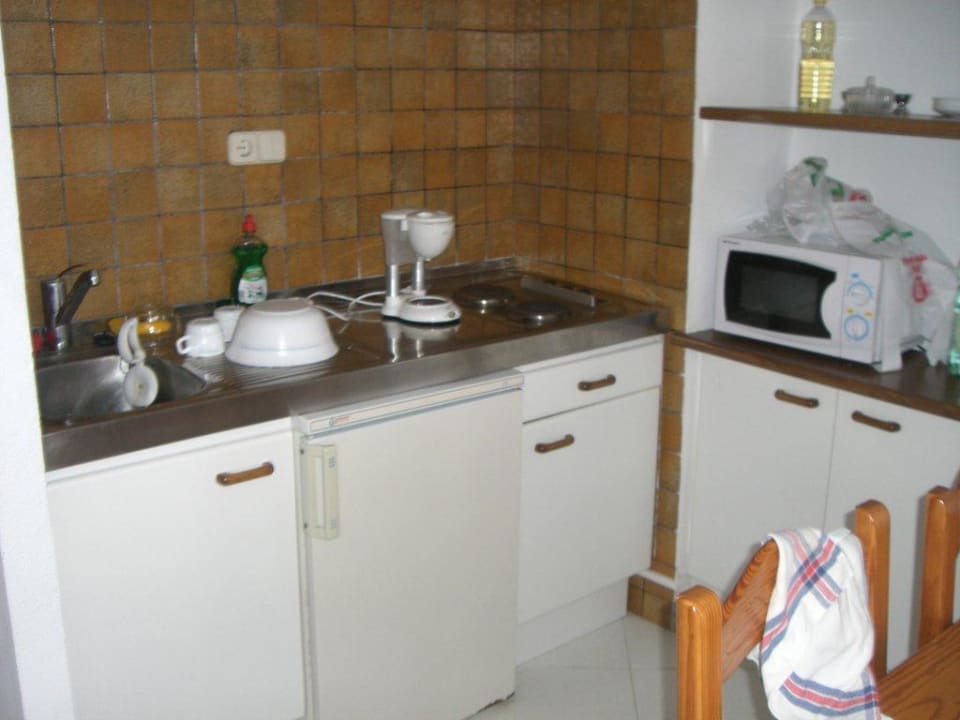 Die Küche im Appartment THB Gran Bahía