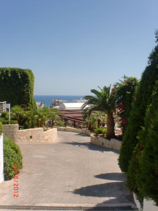 Zejscie do recepcji Grand Hotel Holiday Resort