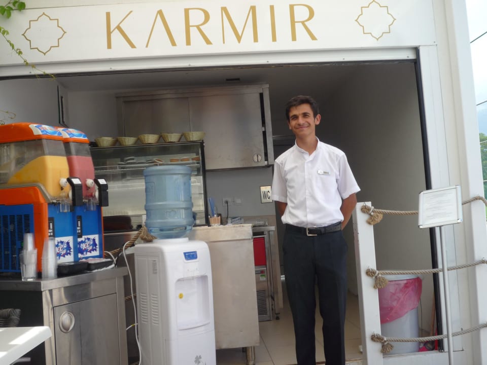 Strandbar mit Ibrahim Karmir Resort & Spa