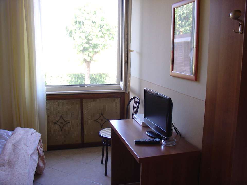 Pokoj bez balkónu Albergo Aurora