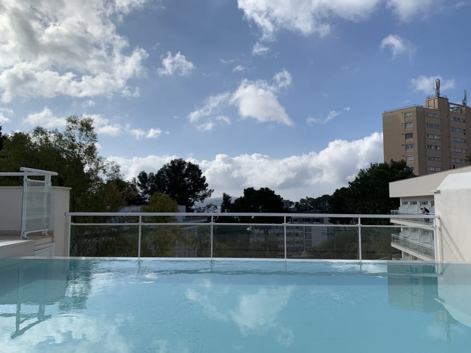 Pool BQ Bulevar Paguera - Adults only