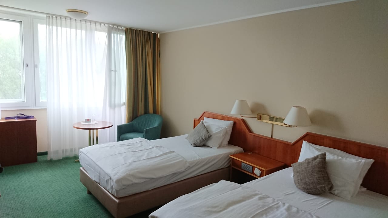 Zimmer Leoso Hotel Leverkusen