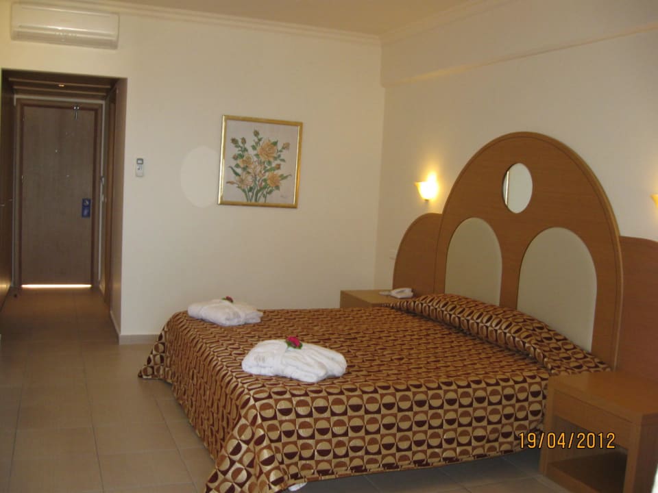 Sehr gute Ausstattung Hotel Kalithea Horizon Royal