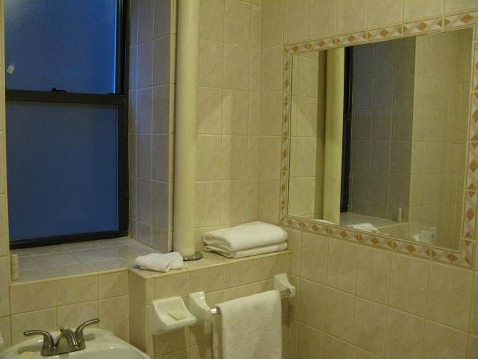 Zimmer 211 - Bad St. James Hotel