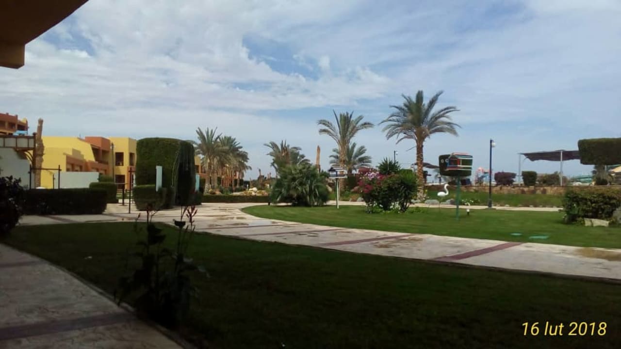 Z balkonu Malikia Resort Abu Dabbab