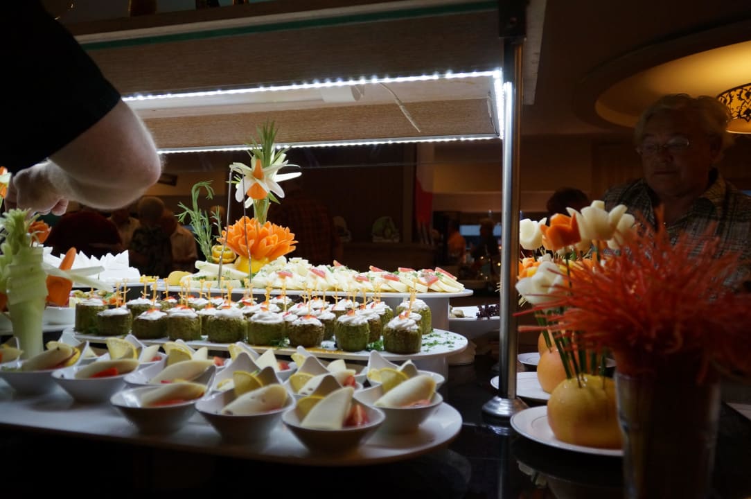 Fingerfood am Abendbuffet Aydinbey Kings Palace & Spa