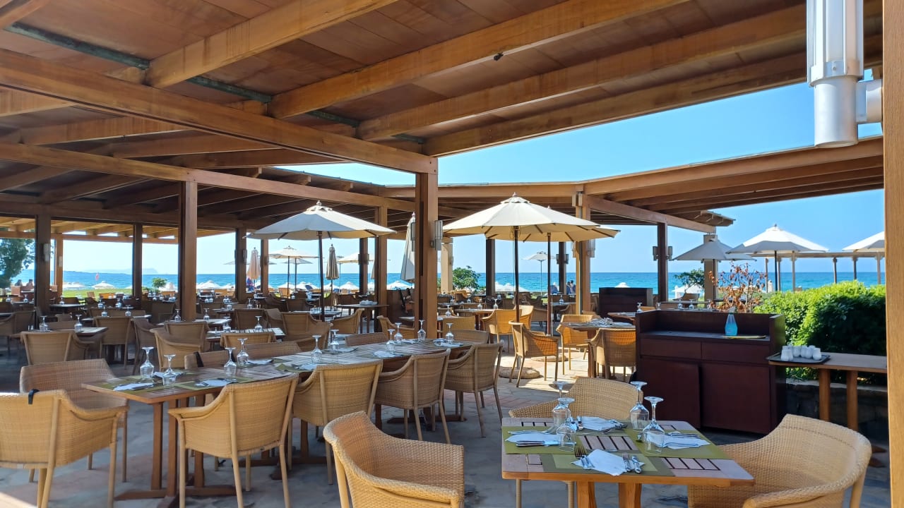 Gastro Kernos Beach Hotel & Bungalows