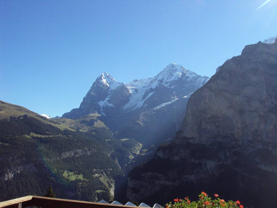 Aussicht vom Balkon Eiger Swiss Quality Hotel