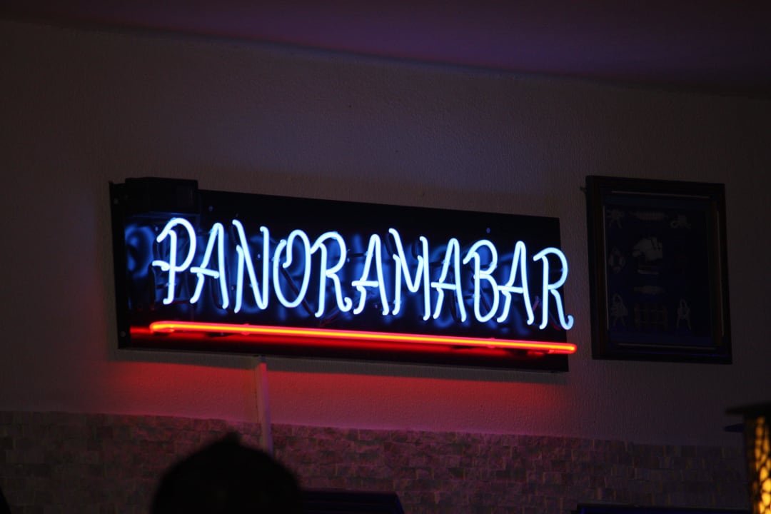 Schöne und gemütliche Panoramabar TUI BLUE Palm Garden