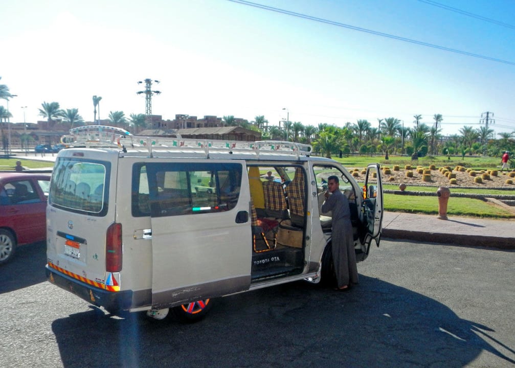Shuttle zum Strand  Pickalbatros Alf Leila Wa Leila Resort - Neverland Hurghada