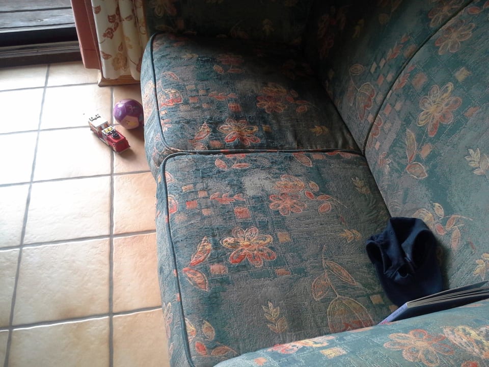 Sofa Wohnung Bergblick. Haflingerhof Doll - Urlaub auf dem Bauernhof