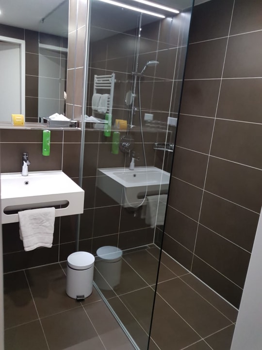 Zimmer JUFA Hotel Hamburg HafenCity