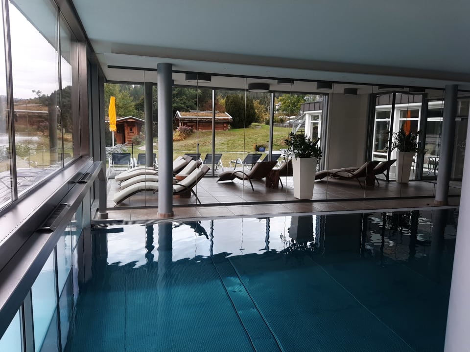 Pool Seehotel Wiesler