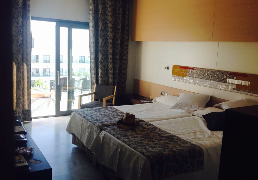 Zimmer Hipotels Gran Conil Hotel