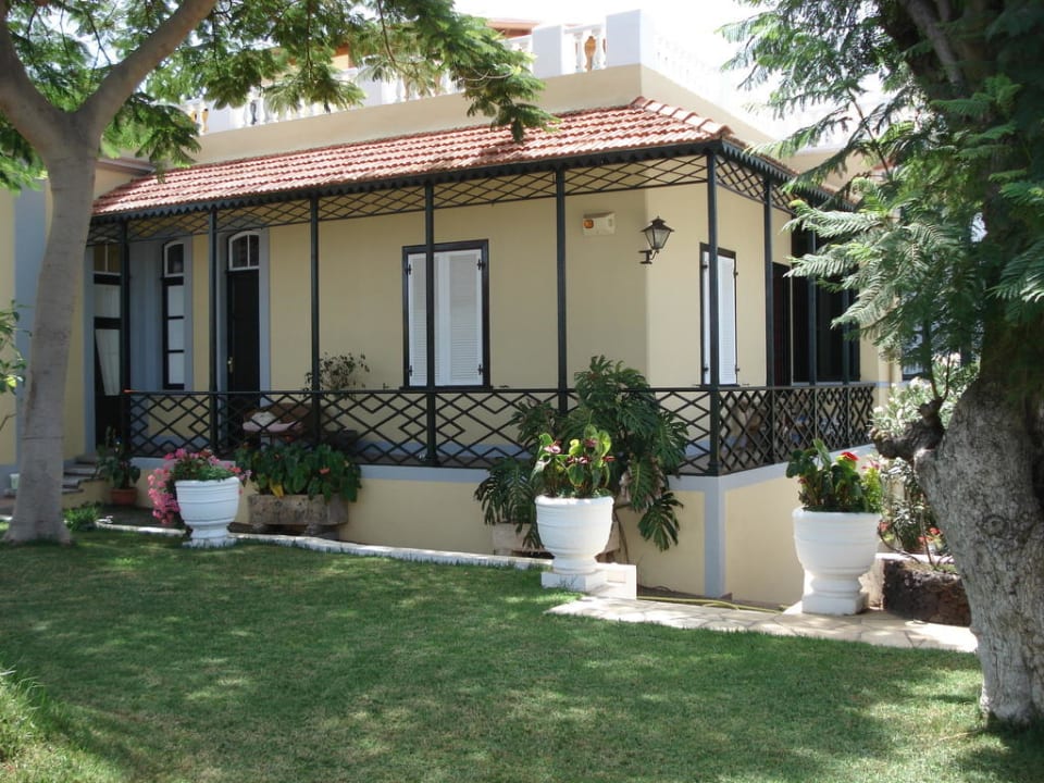 Die Katzenterrasse am Haupthaus Villa Rosalva