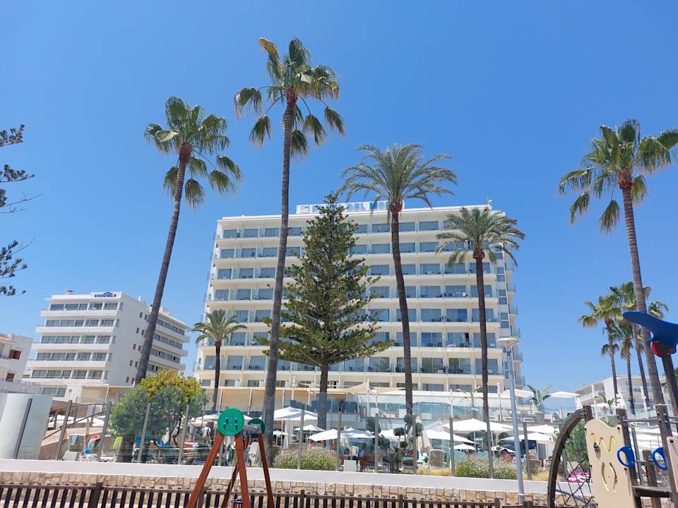 Außenansicht CM Playa del Moro