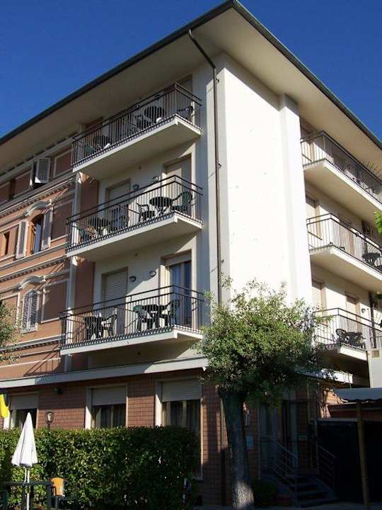 Seitenansicht Hotel Casa Rossa