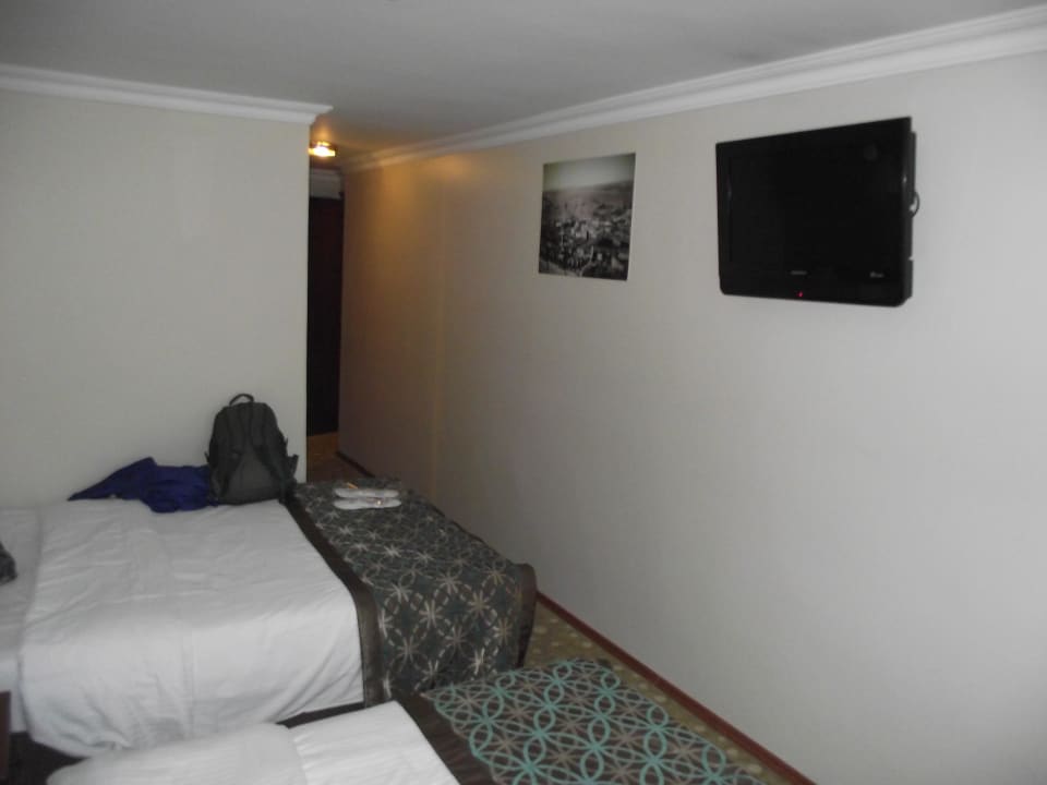 Blick Richtung Eingangstüre Hotel Avlonya
