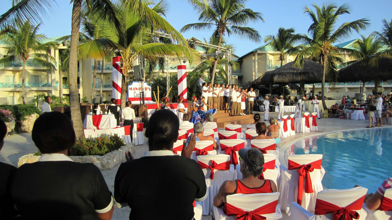 Manager - Cocktail Party Dreams La Romana Resort & Spa