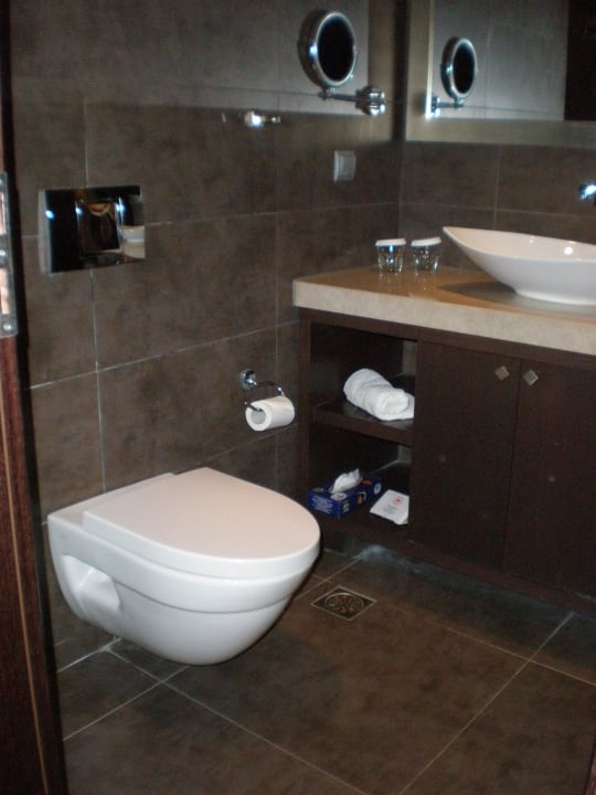 Das Bad Hotel Theartemis Palace