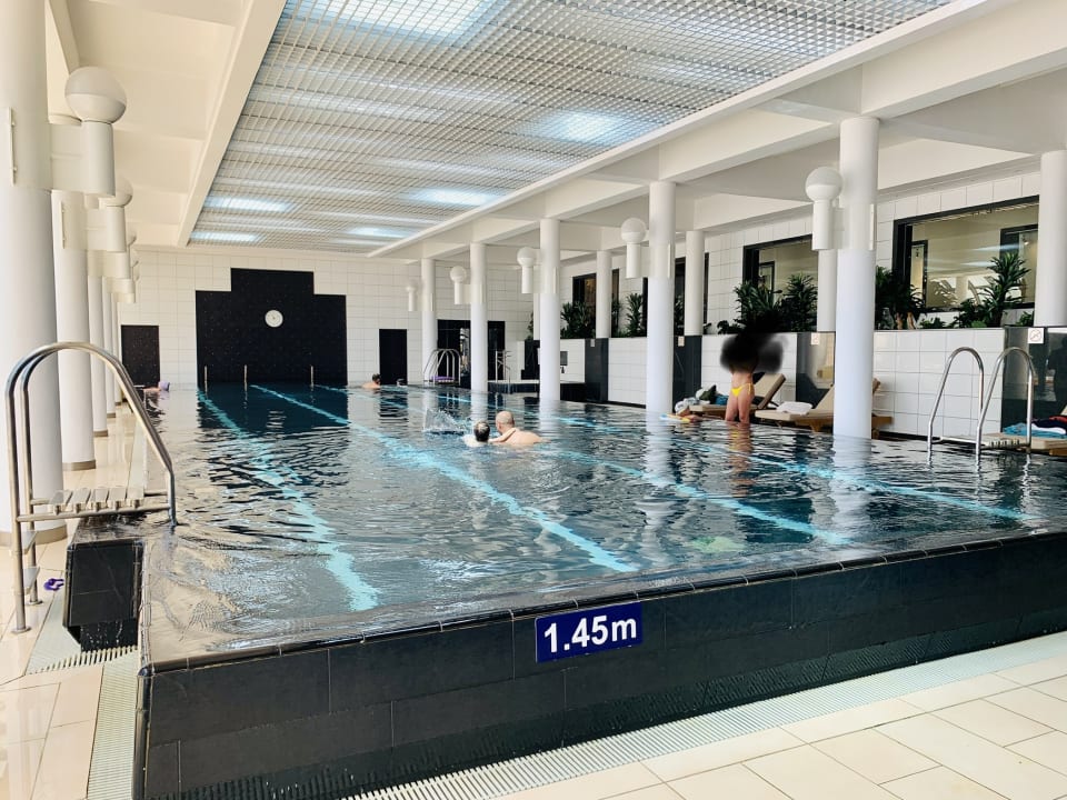 Pool Amathus Beach Hotel Limassol