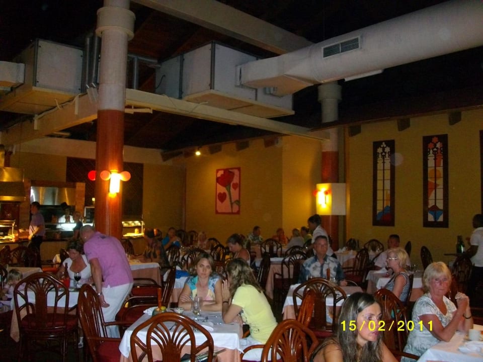 Netter Abend Grand Palladium Select Bávaro Resort & Spa