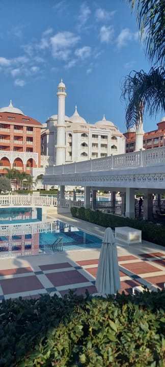 Pool Royal Taj Mahal Hotel