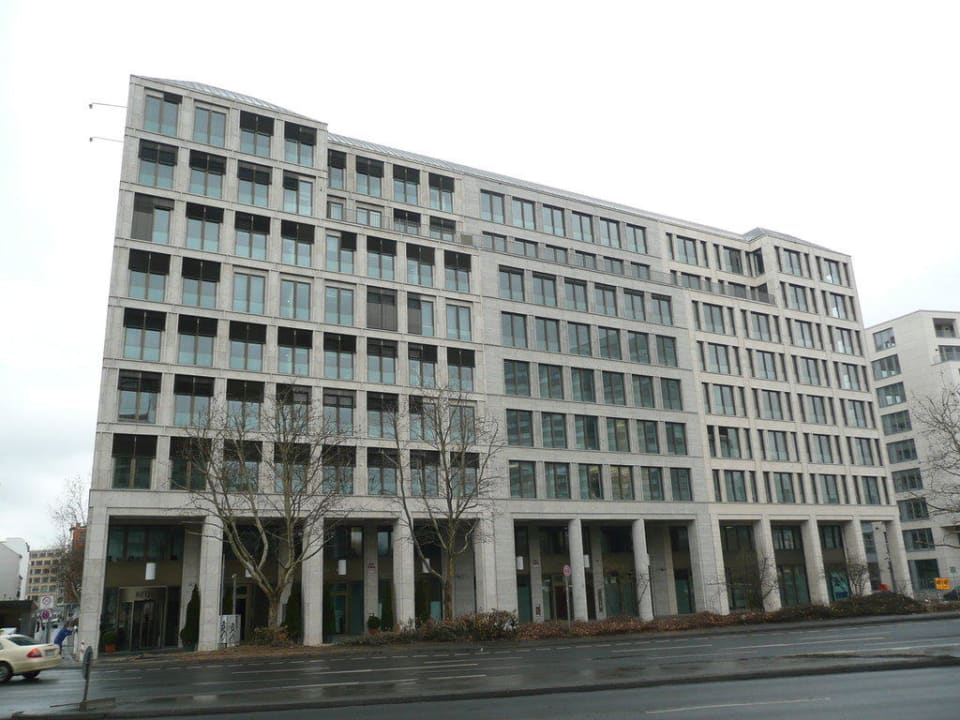 Front COSMO Hotel Berlin Mitte