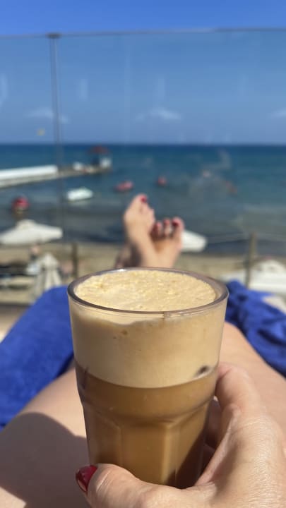 Ausblick Alexander Beach Hotel & Village Resort