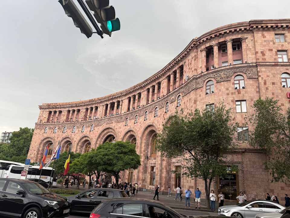 Außenansicht Armenia Marriott Hotel