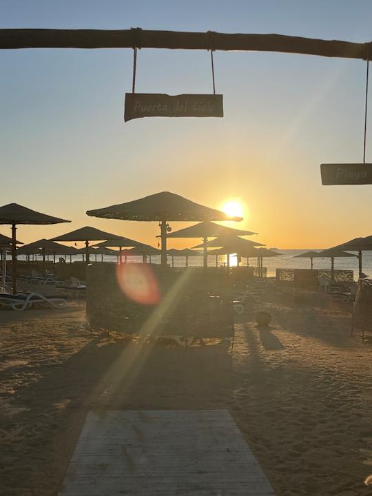 Strand Fort Arabesque Resort, Spa & Villas