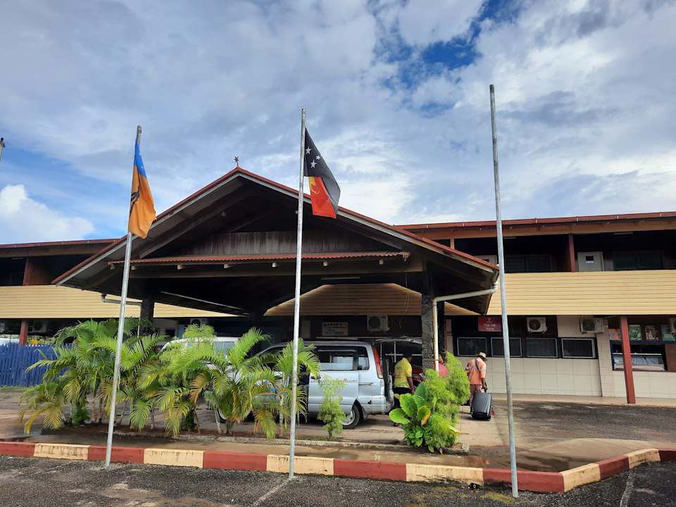 Außenansicht Kavieng Hotel New Ireland PNG