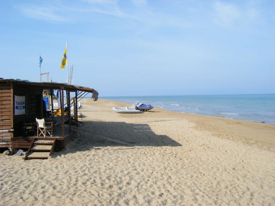 Wassersportstation, Strand, Blick nach Süden ROBINSON KYLLINI BEACH