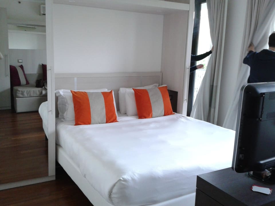 King Size Bett Hotel Ramada Plaza Milano