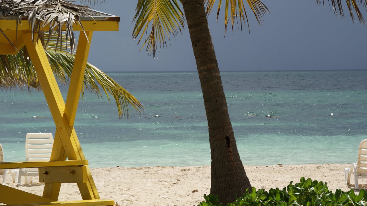 Schöner Strand Flamingo Bay Hotel & Marina