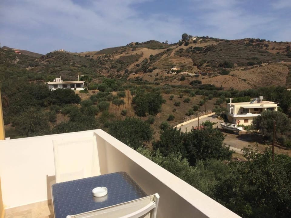 Blick vom Balkon Hotel Xidas Garden